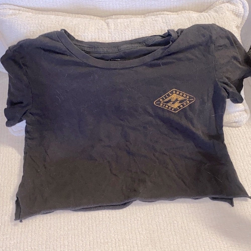 Billabong crop top with logo